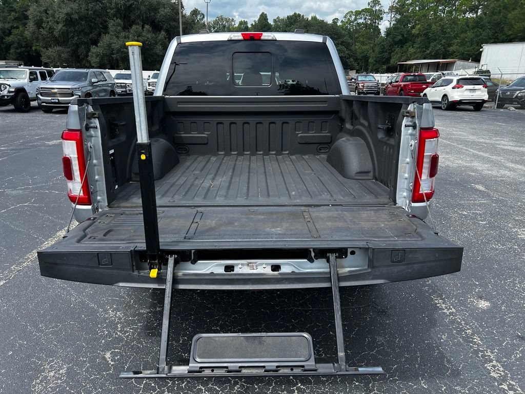 Used 2022 Ford F150 Lariat AWD/4WD image 6