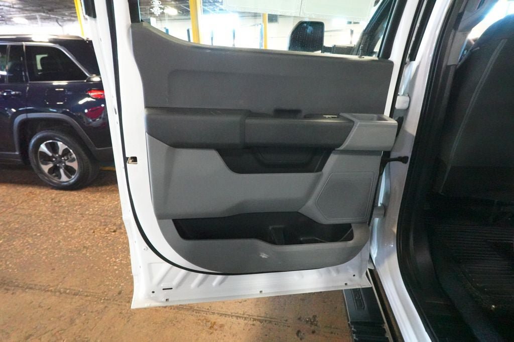 Used 2023 Ford F250 XL AWD/4WD image 29