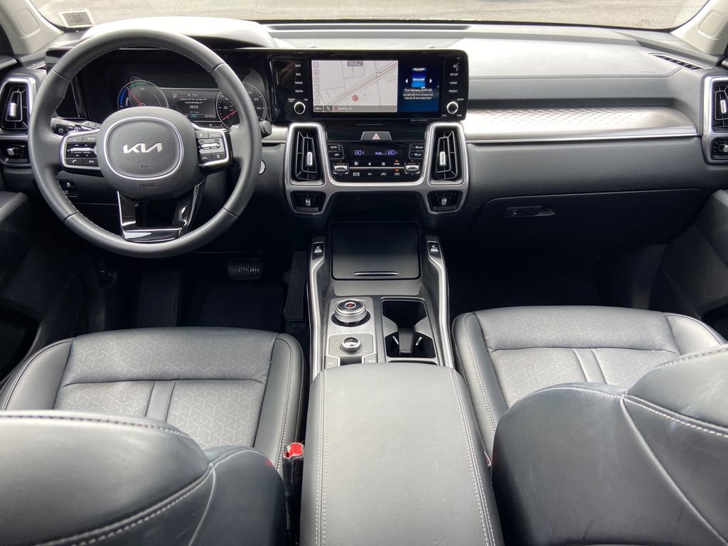 Used 2023 Kia Sorento EX AWD/4WD image 12