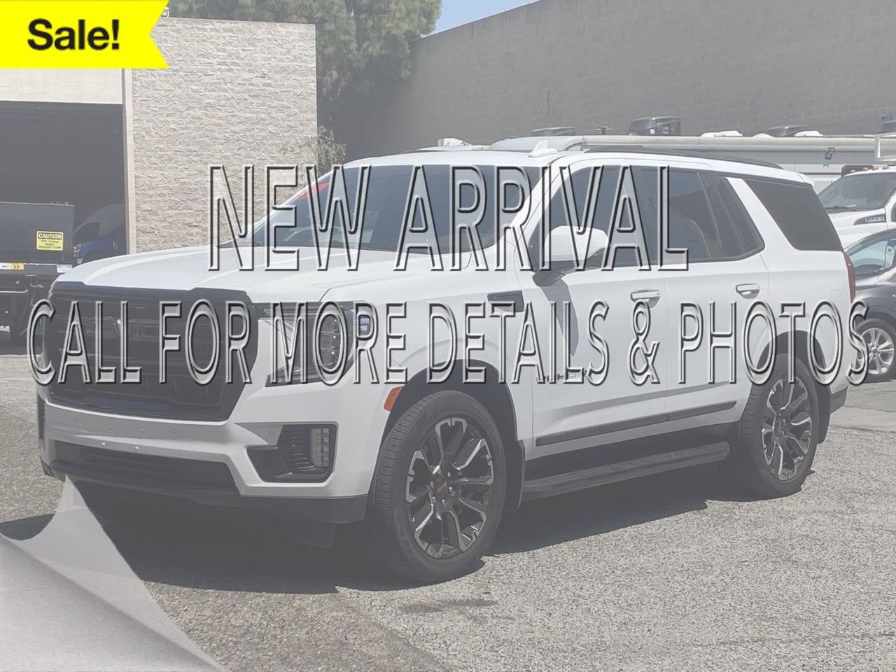 Used 2023 GMC Yukon SLT w/ SLT Premium Package AWD/4WD image 1