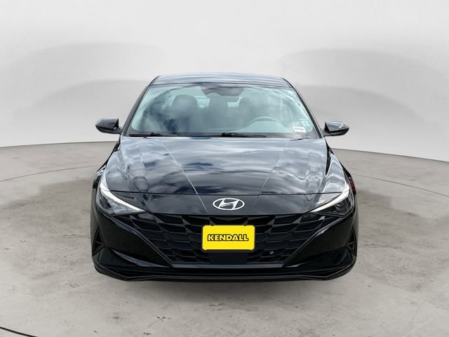 Used 2023 Hyundai Elantra SEL w/ Convenience Package FWD image 8