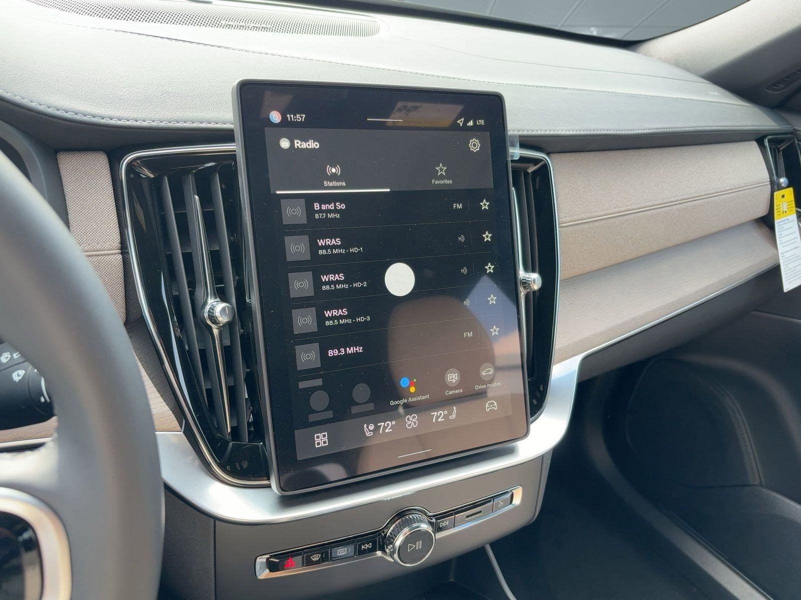 New 2026 Volvo XC90 B6 Plus w/ Protection Package image 24