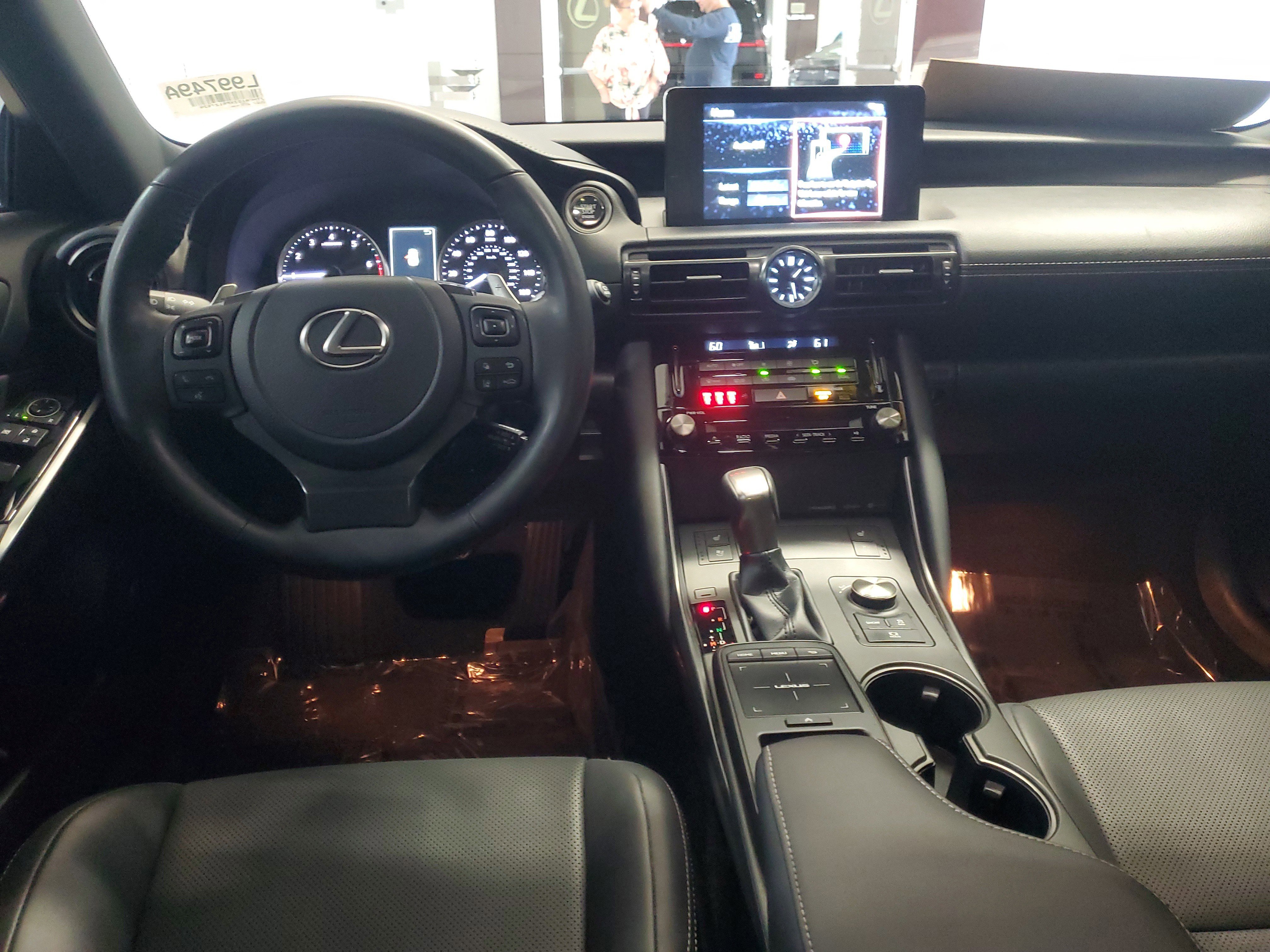 Certified 2023 Lexus IS 300 w/ Comfort Package image 10