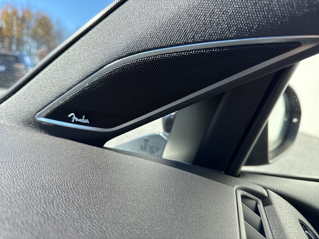 Used 2019 Volkswagen Golf R 4-Door image 27