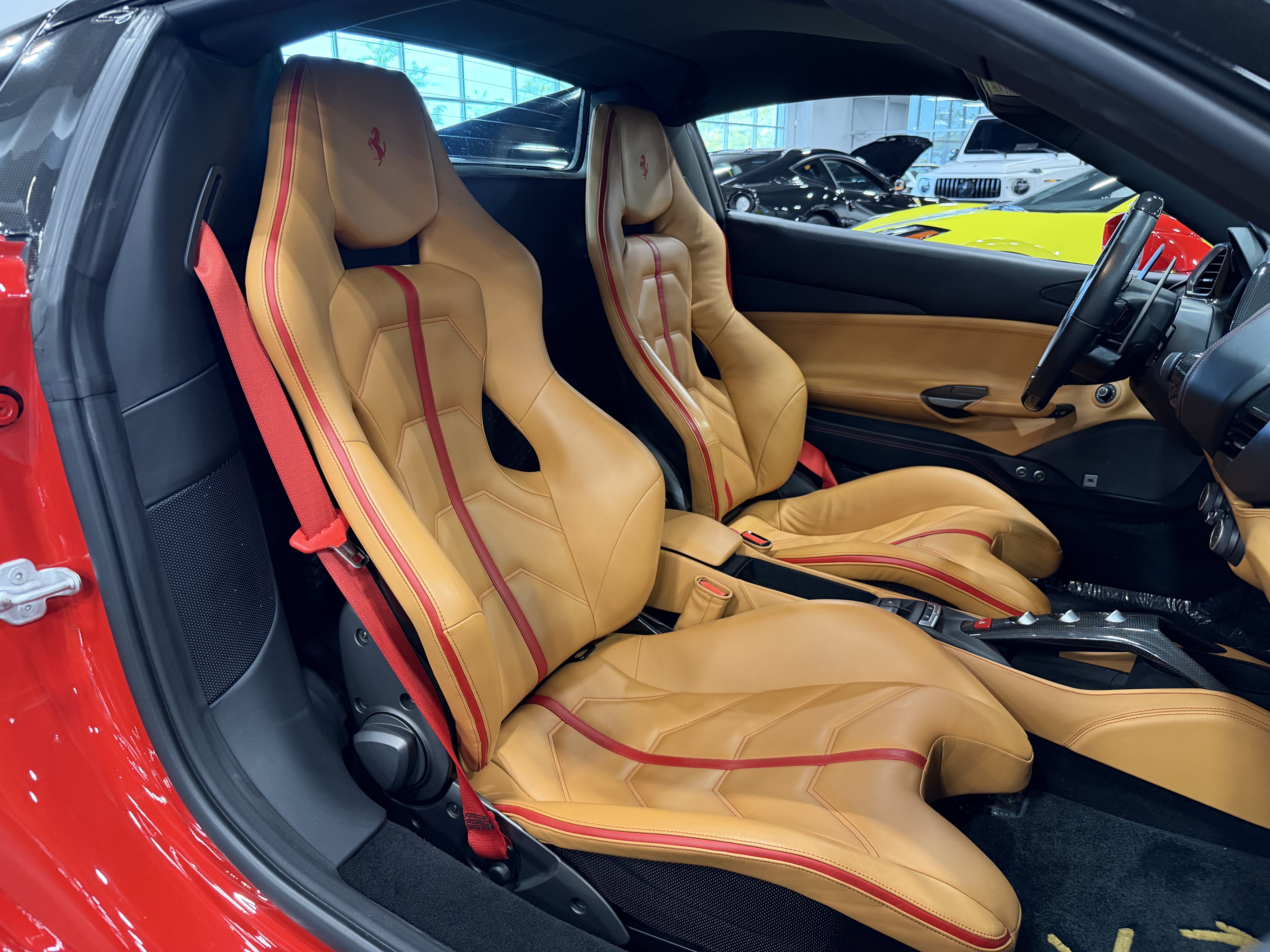 Used 2019 Ferrari 488 Spider RWD image 17
