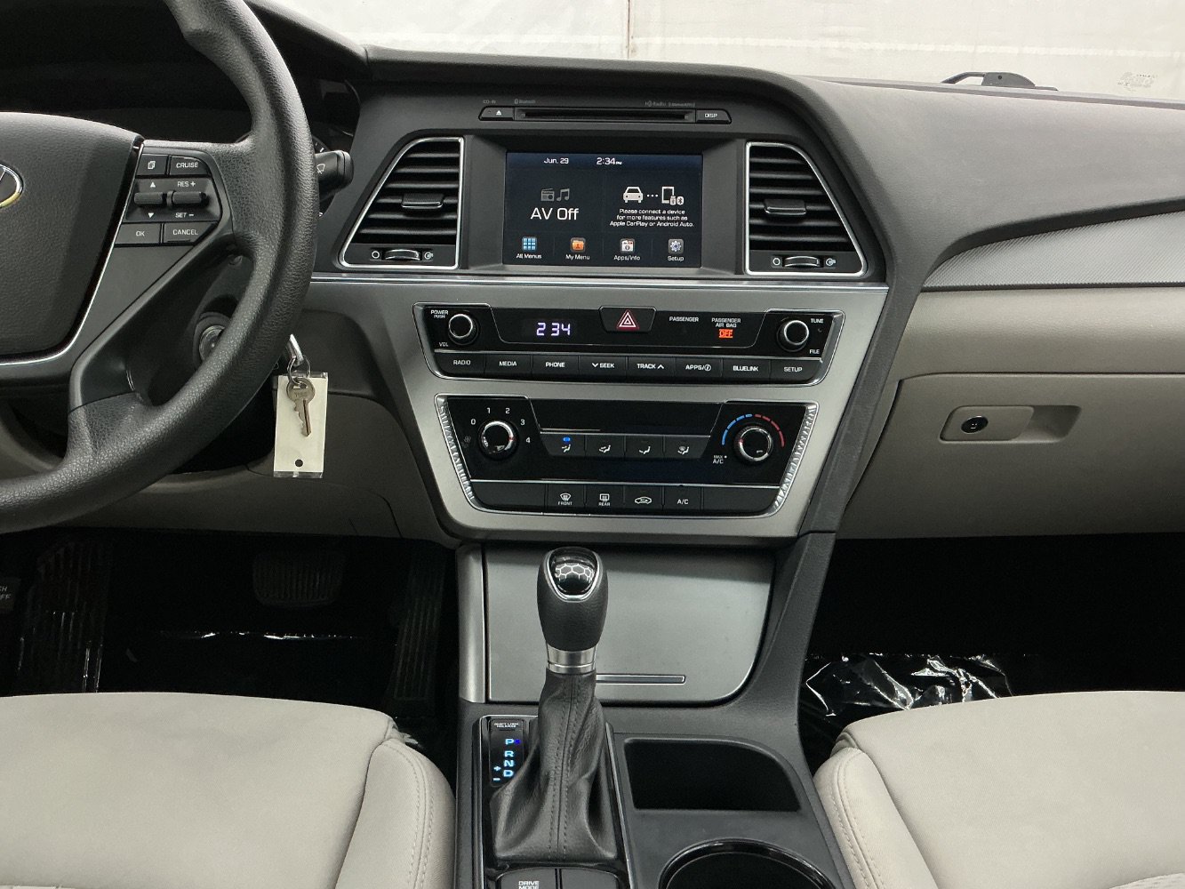 Used 2017 Hyundai Sonata SE FWD image 29