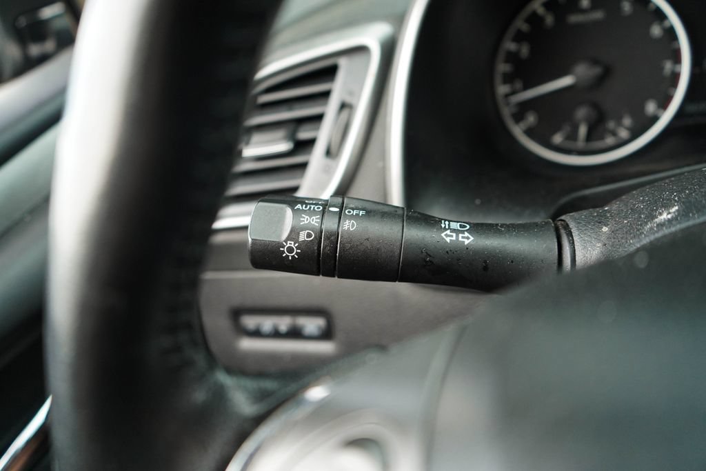 Used 2022 Nissan Murano SV FWD image 31