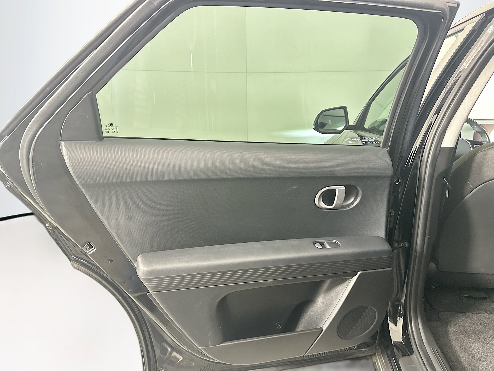 Used 2024 Hyundai Ioniq 5 SEL RWD image 26