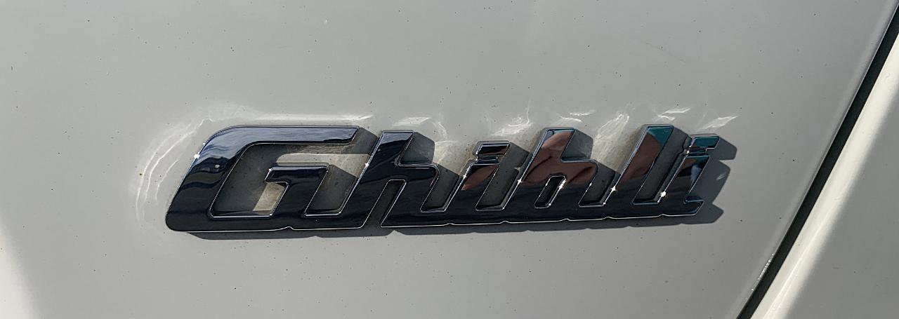 Used 2015 Maserati Ghibli RWD image 54