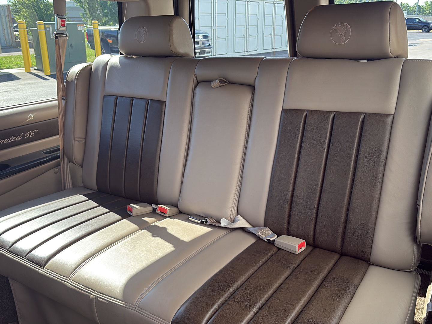 Used 2014 Chevrolet Express 1500 AWD image 42