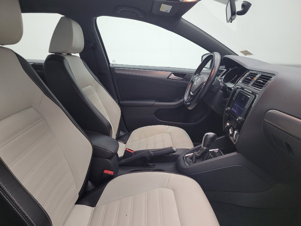 Used 2016 Volkswagen Jetta Sport FWD image 21