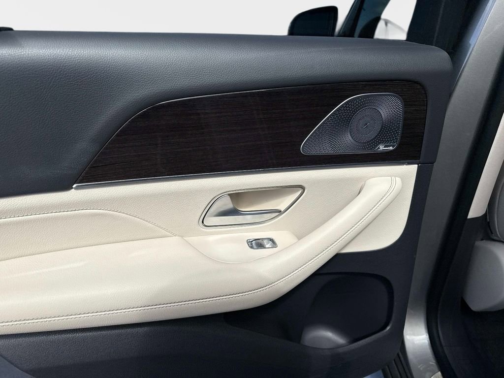 Used 2020 Mercedes-Benz GLE 350 4MATIC image 12