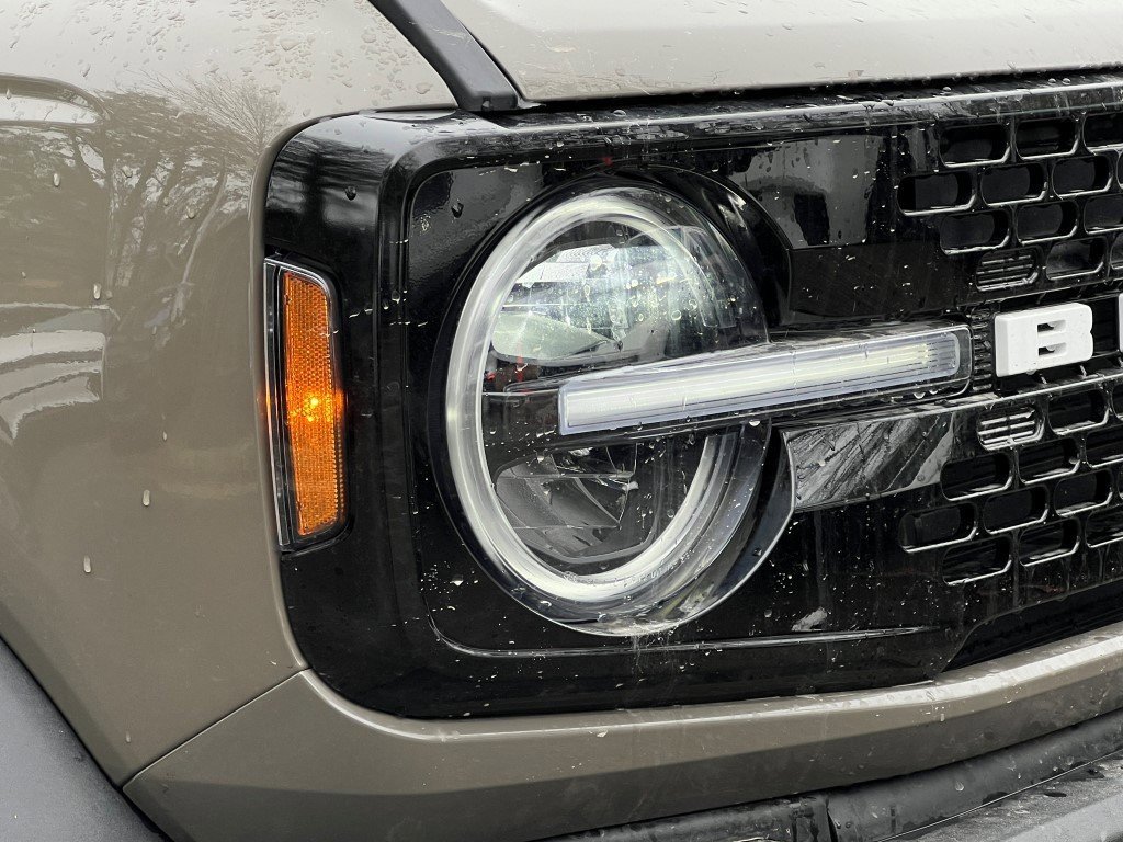 New 2025 Ford Bronco Outer Banks image 2