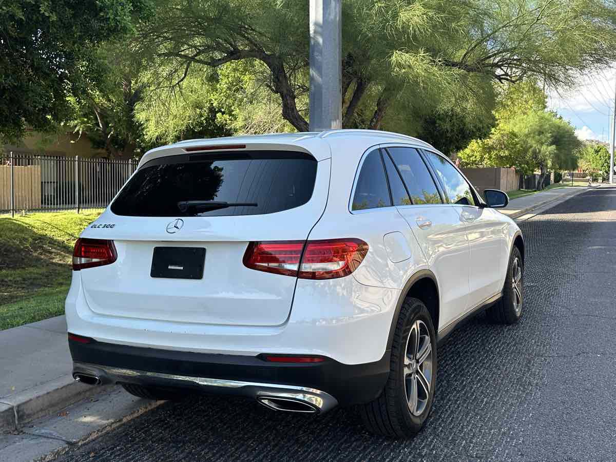 Used 2017 Mercedes-Benz GLC 300 image 8