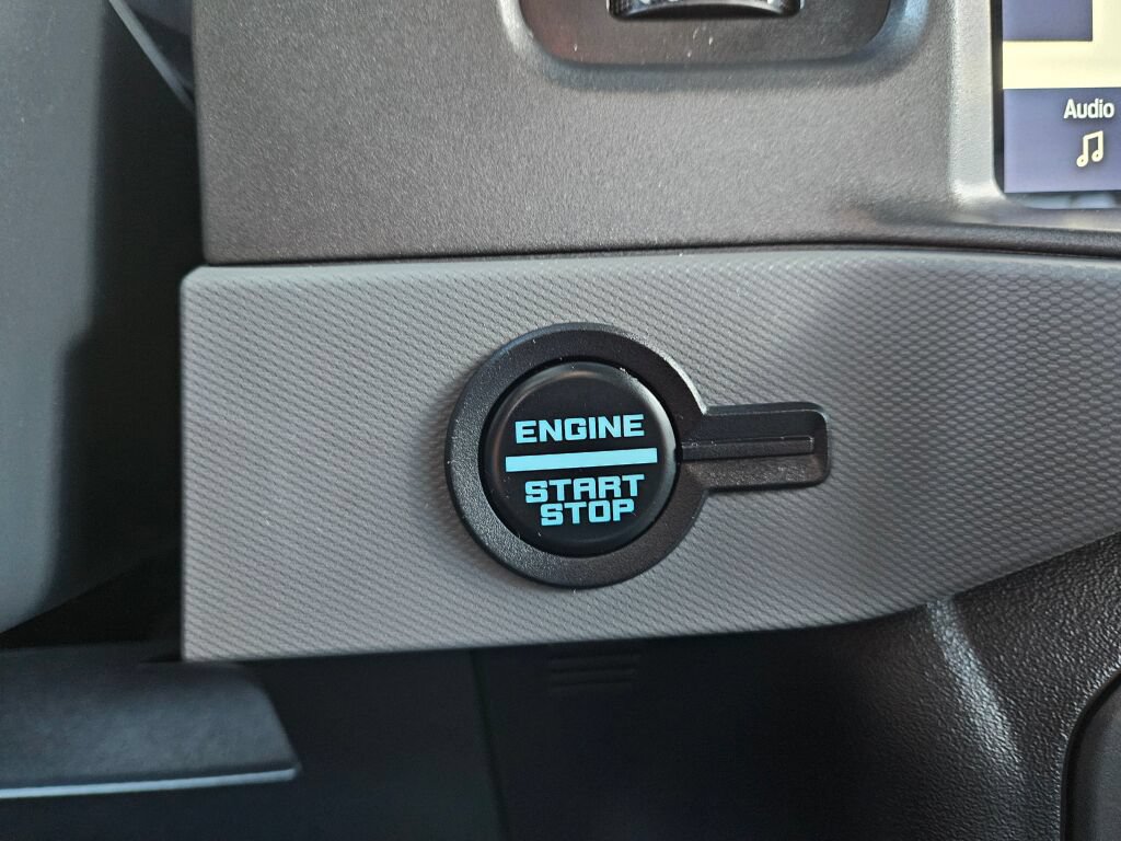 Used 2024 Ford Bronco Everglades AWD/4WD image 29