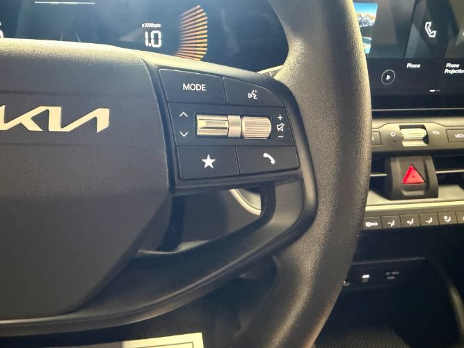 Used 2026 Kia K4 FWD image 22
