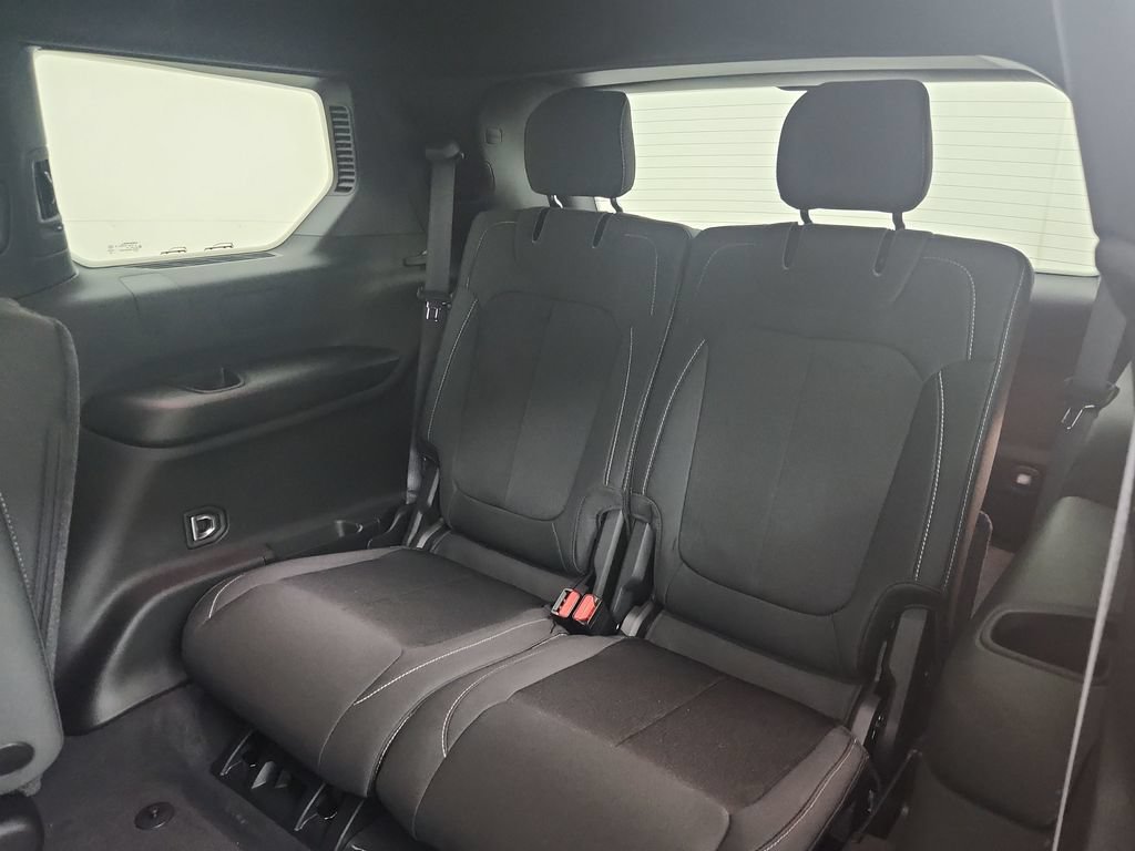 New 2026 Jeep Grand Cherokee L Laredo AWD/4WD image 29