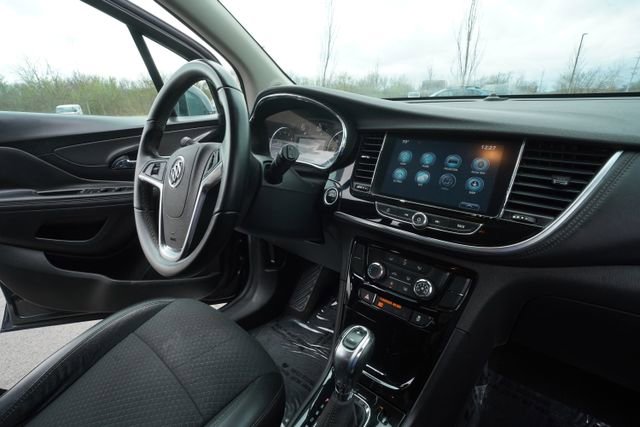 Used 2017 Buick Encore Preferred image 31