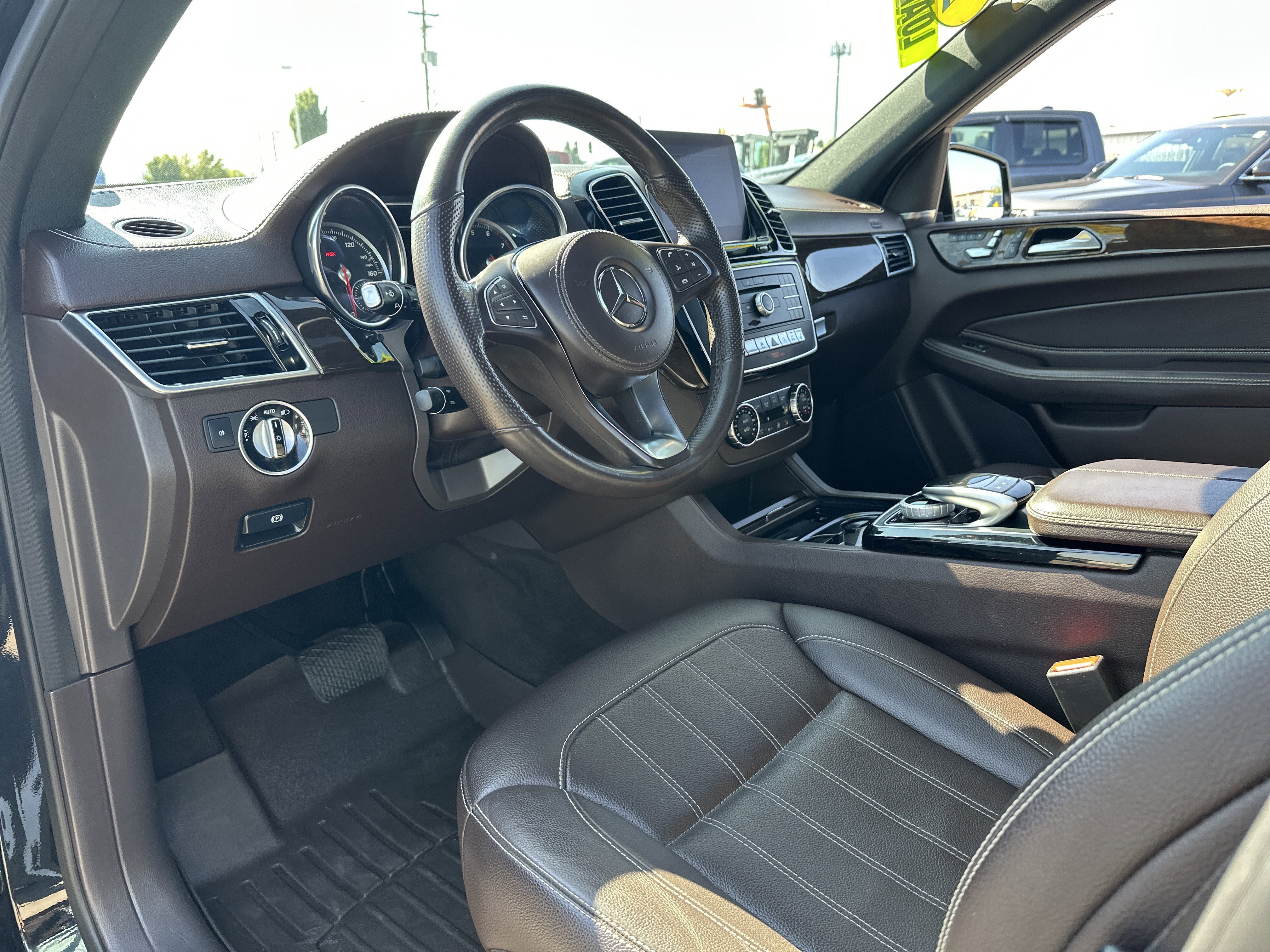 Used 2019 Mercedes-Benz GLS 450 4MATIC image 9