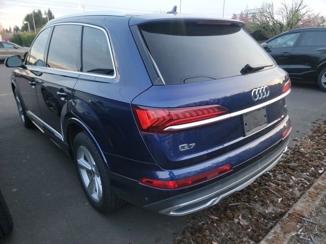 Used 2021 Audi Q7 3.0T Premium image 3