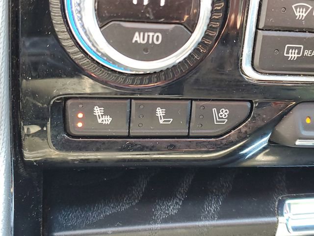 Used 2022 GMC Yukon Denali image 4