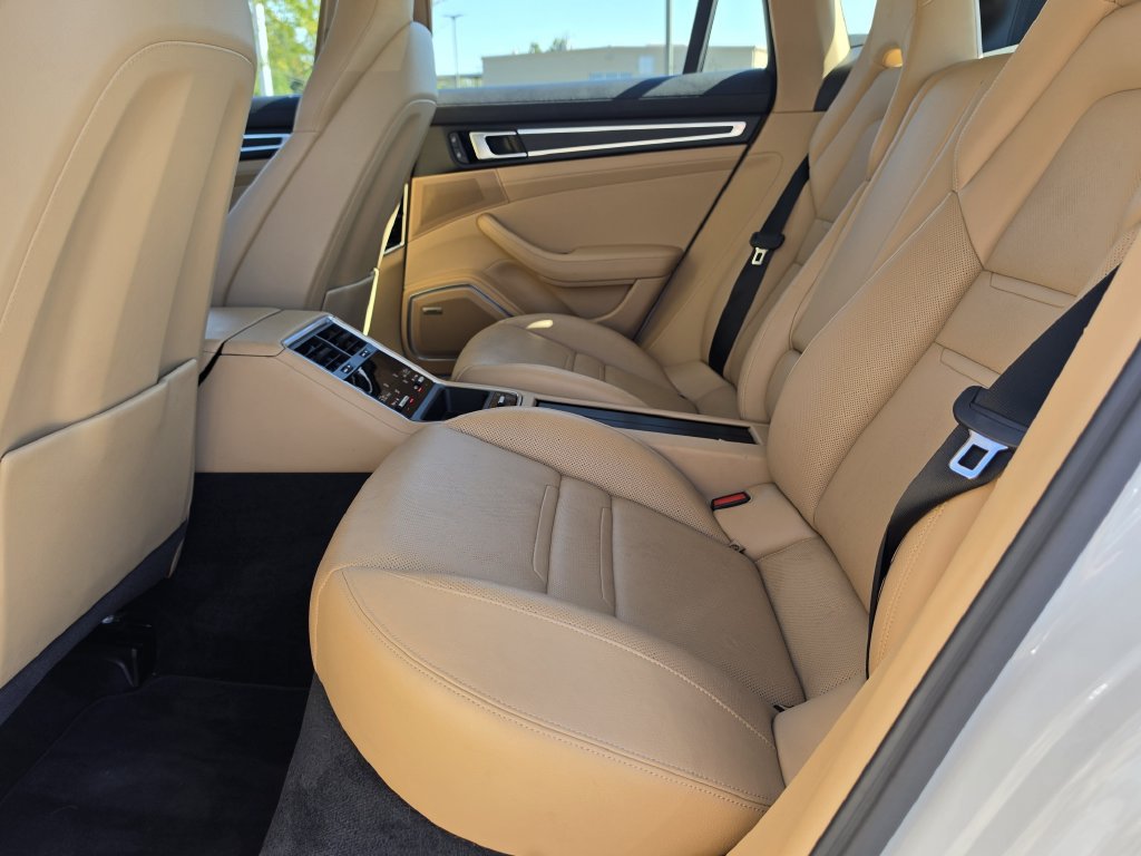 Certified 2023 Porsche Panamera Platinum Edition RWD image 17