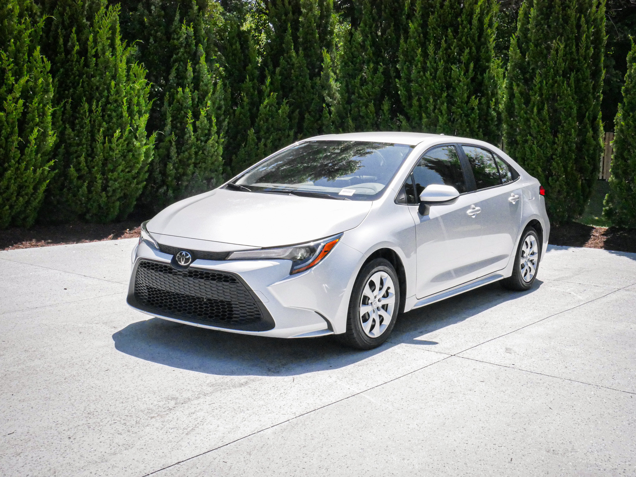 Used 2020 Toyota Corolla LE FWD image 5