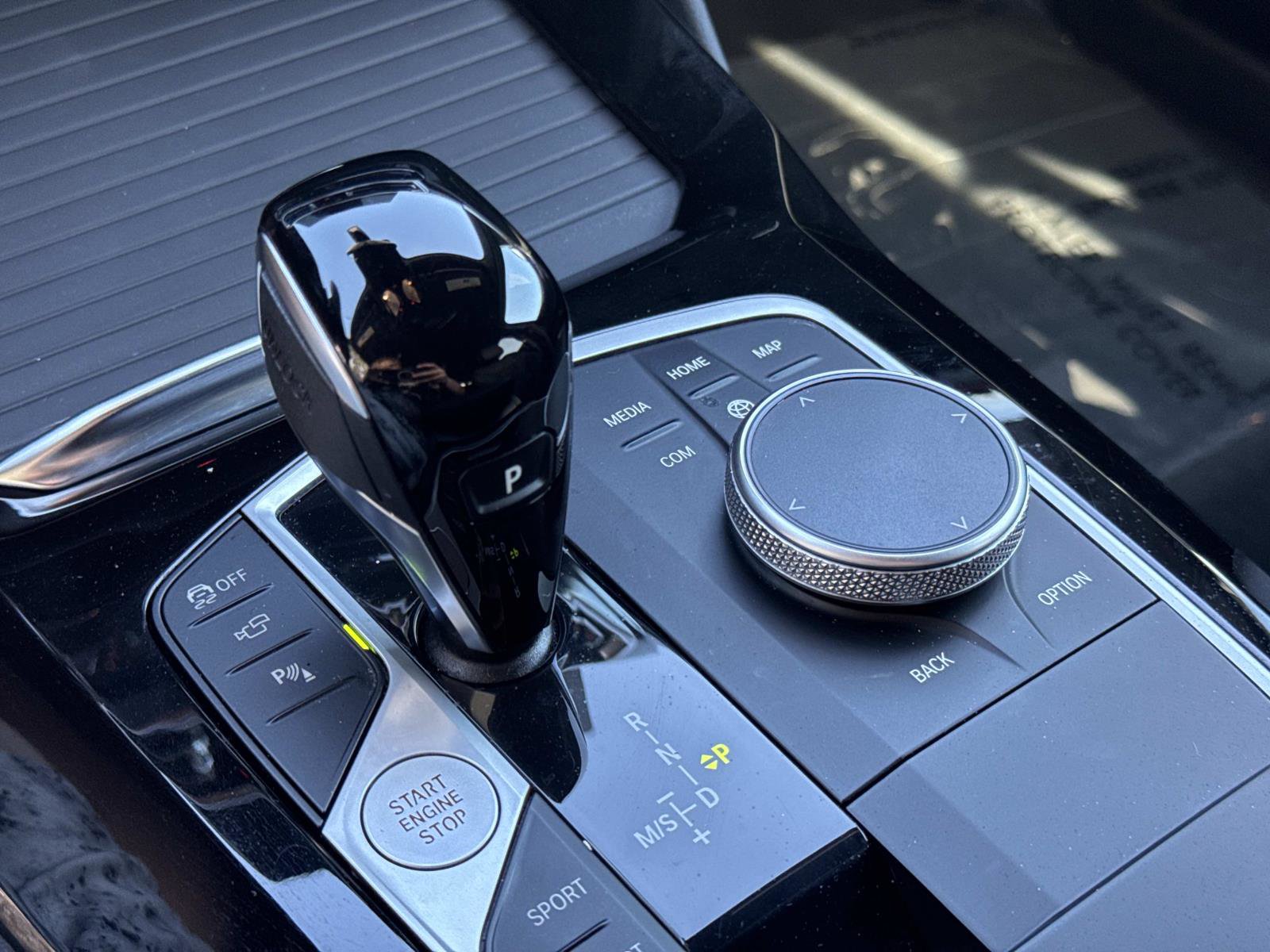 Used 2025 BMW X4 M40i image 25