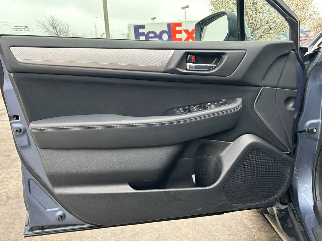 Used 2016 Subaru Outback 2.5i Premium image 21