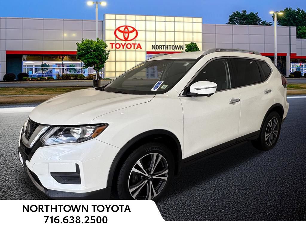 Used 2020 Nissan Rogue SV w/ Premium Package