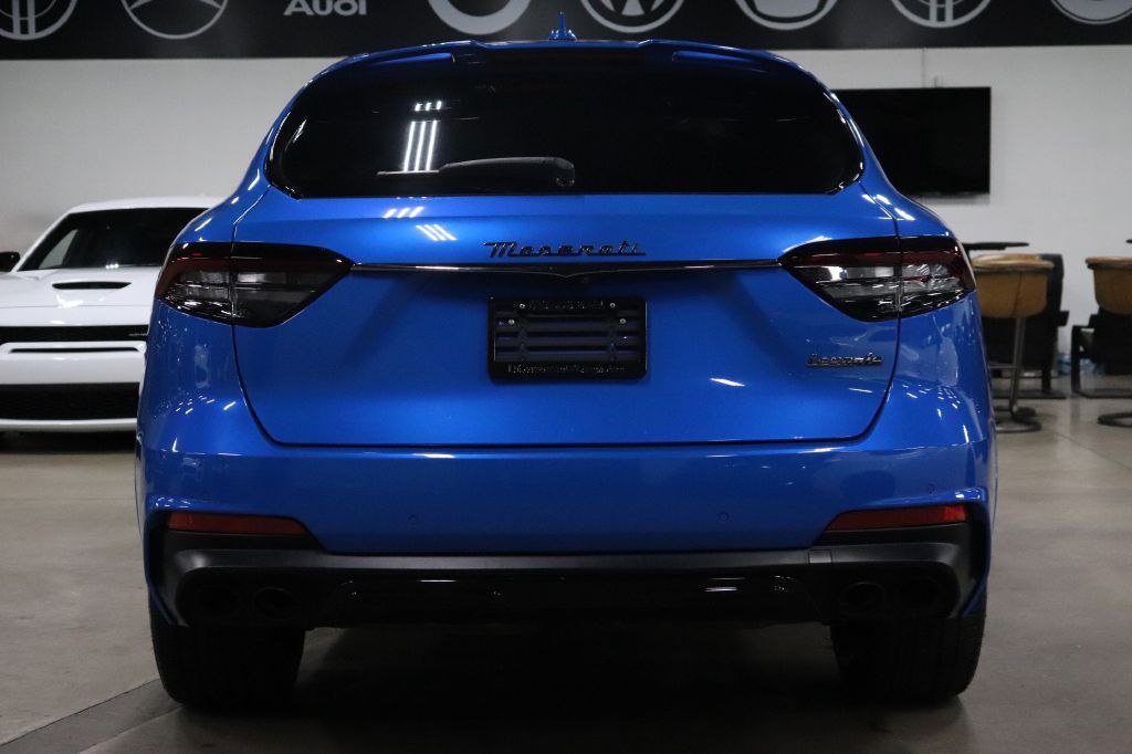 Used 2022 Maserati Levante F Tributo AWD/4WD image 4
