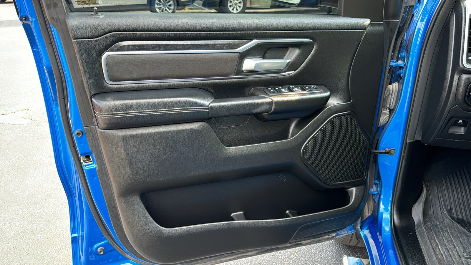 Used 2024 RAM 1500 Big Horn AWD/4WD image 11