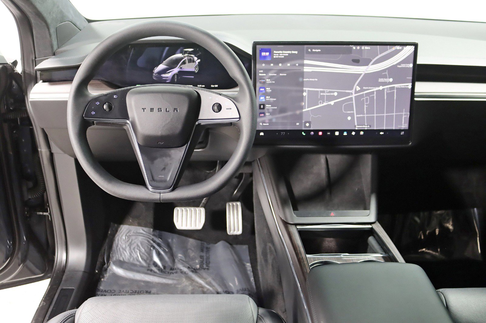 Used 2024 Tesla Model X image 15