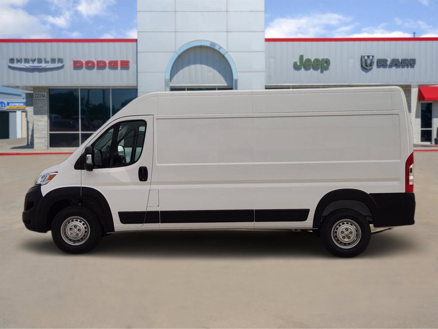 New 2026 RAM ProMaster 2500 w/ Convenience Group FWD image 3