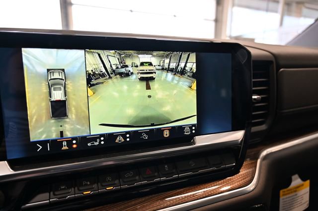 New 2026 Chevrolet Silverado 1500 LT Trail Boss w/ LT Trail Boss Premium Package AWD/4WD image 17