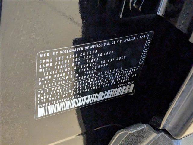 Used 2024 Volkswagen Taos SE image 28