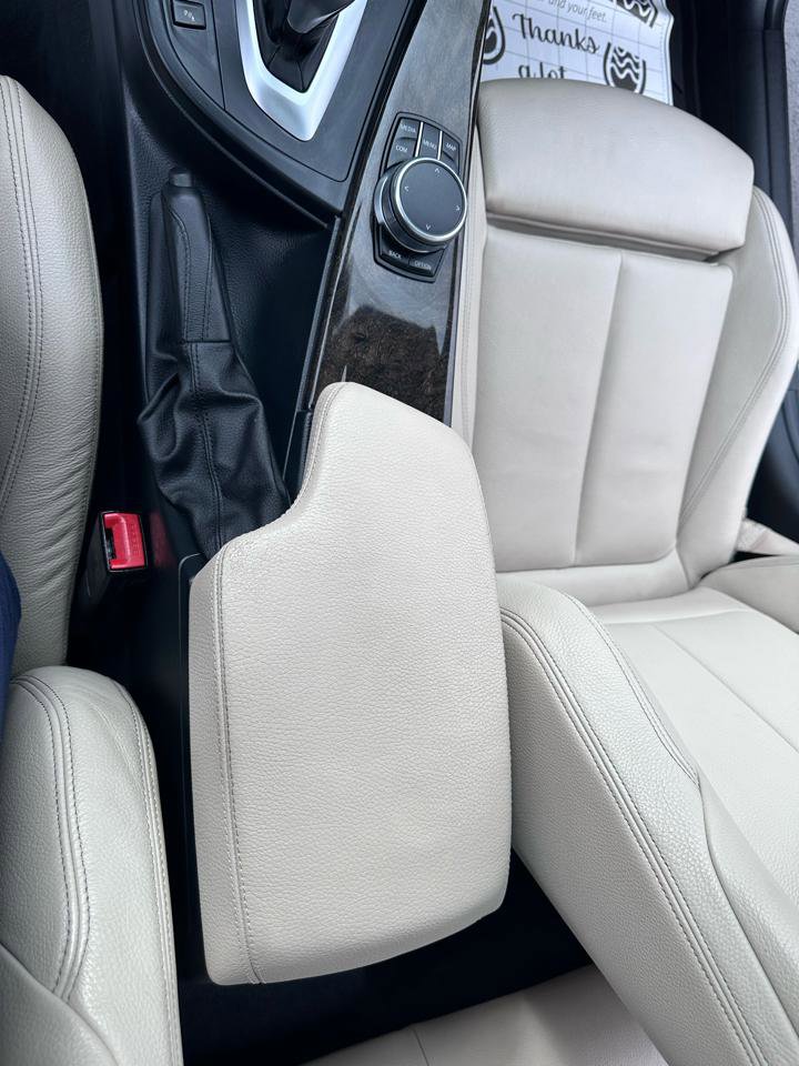 Used 2017 BMW 330i Sedan image 40