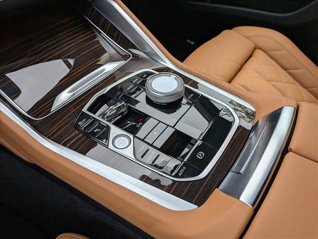 New 2026 BMW X6 xDrive40i w/ Executive Package image 15