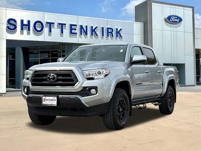 Used 2022 Toyota Tacoma SR5 image 3