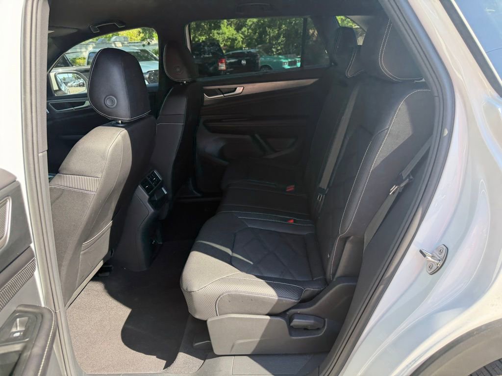 Used 2026 Volkswagen Atlas Cross Sport SE FWD image 27