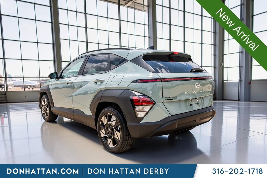 Used 2025 Hyundai Kona SEL FWD image 29