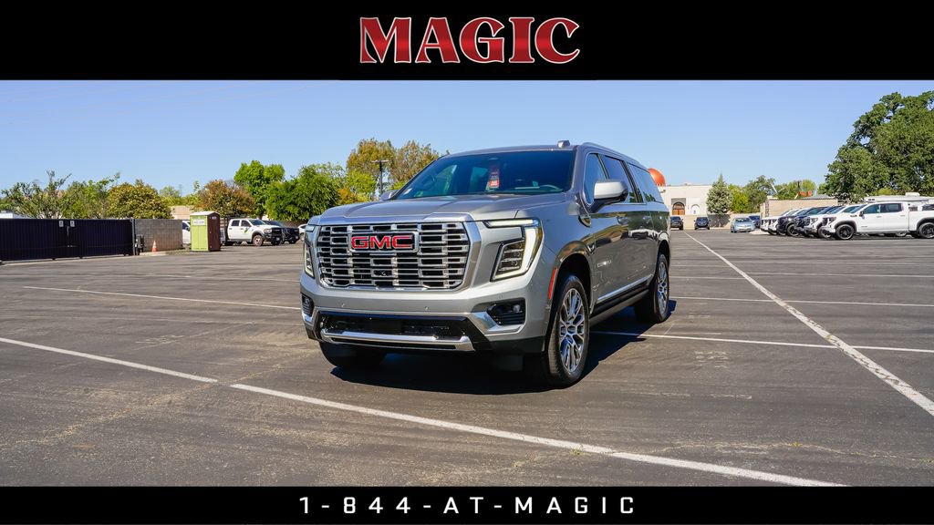 New 2026 GMC Yukon Denali w/ Sun & Power Step Package
