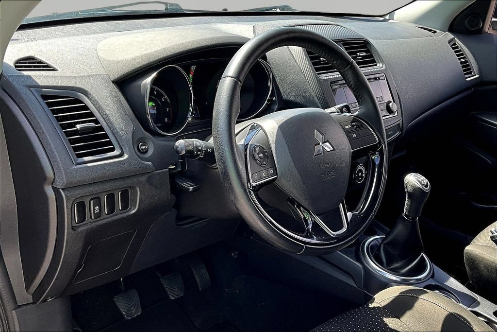Used 2016 Mitsubishi Outlander Sport ES FWD image 16