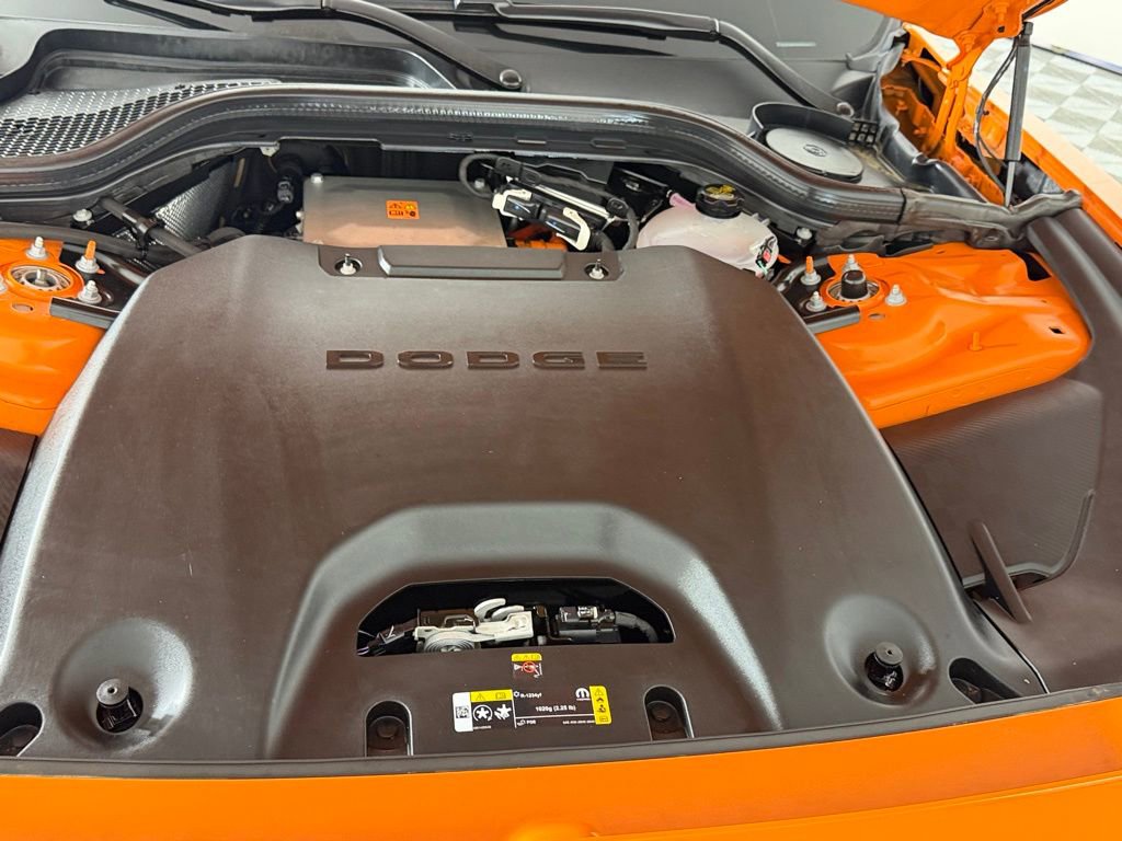 Used 2025 Dodge Charger R/T w/ Sun & Sound Package image 31
