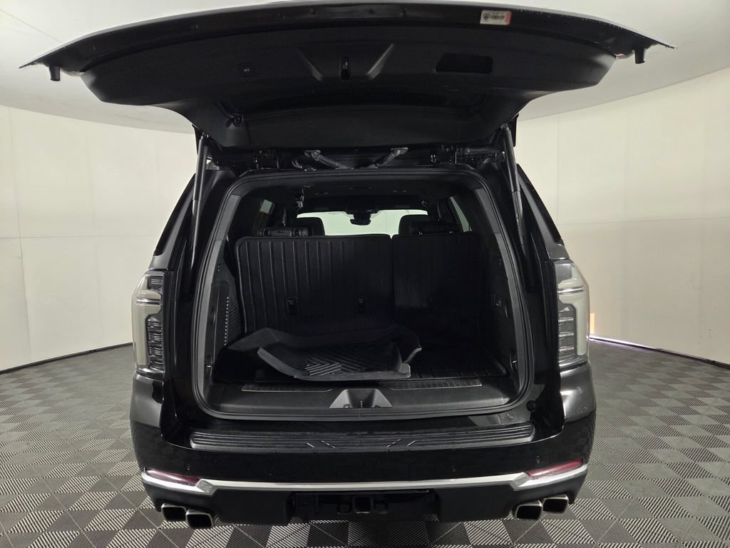 Used 2025 Chevrolet Tahoe High Country RWD image 29