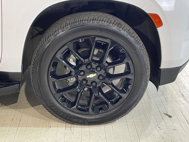 Used 2022 Chevrolet Tahoe LT w/ LT Signature Package AWD/4WD image 14