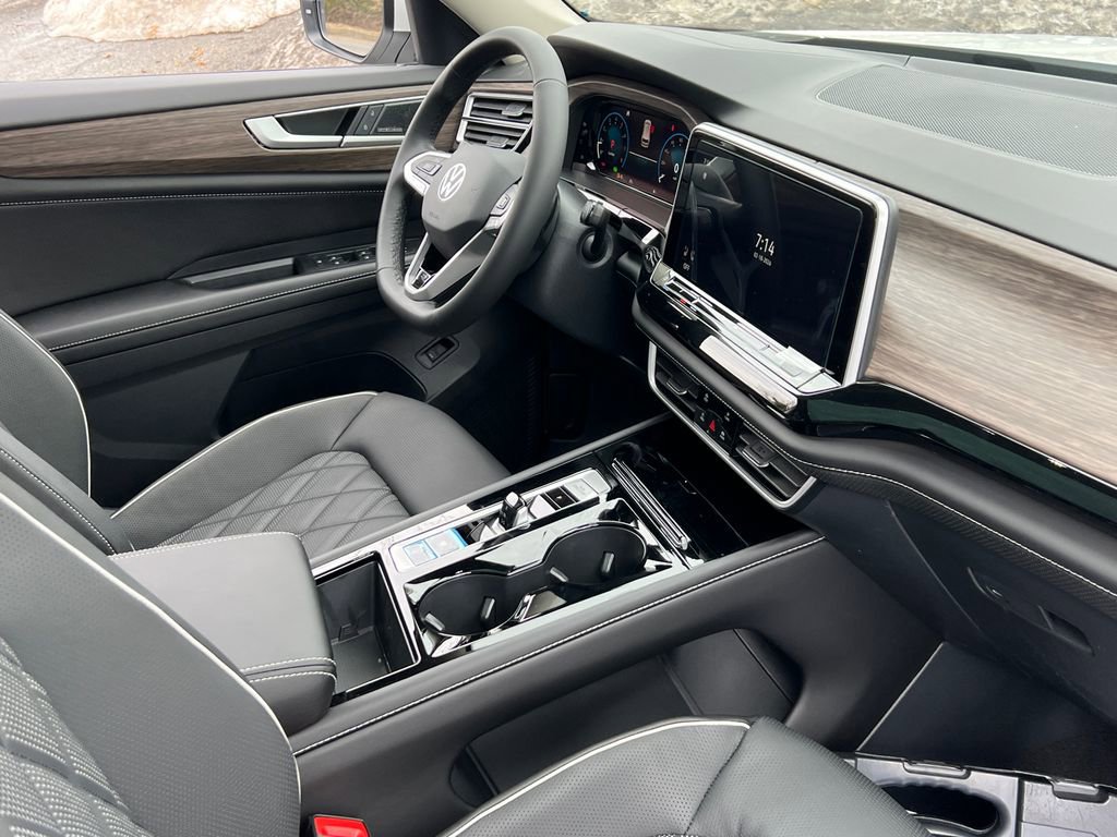 New 2026 Volkswagen Atlas SEL Premium R-Line image 10