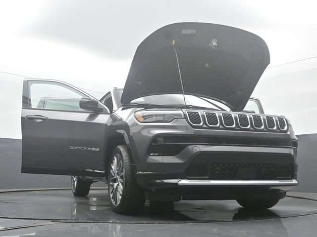 Used 2024 Jeep Compass Limited w/ Elite Group AWD/4WD image 54