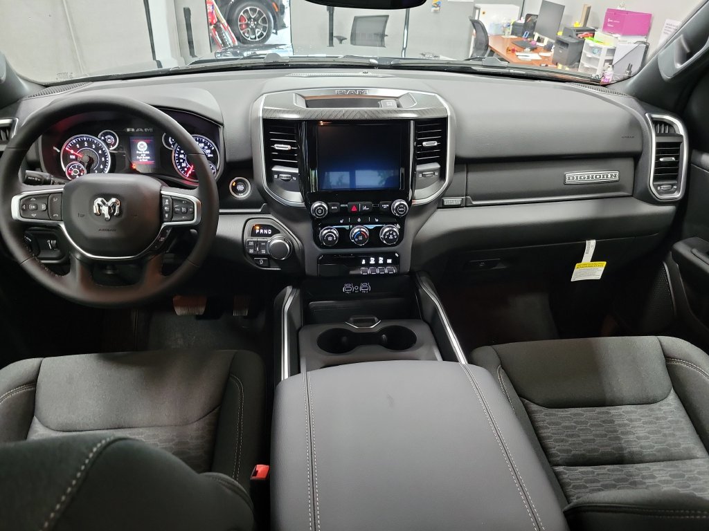 New 2026 RAM 1500 Big Horn AWD/4WD image 17