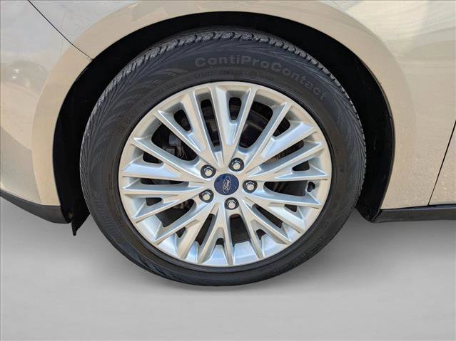 Used 2015 Ford Focus Titanium image 22